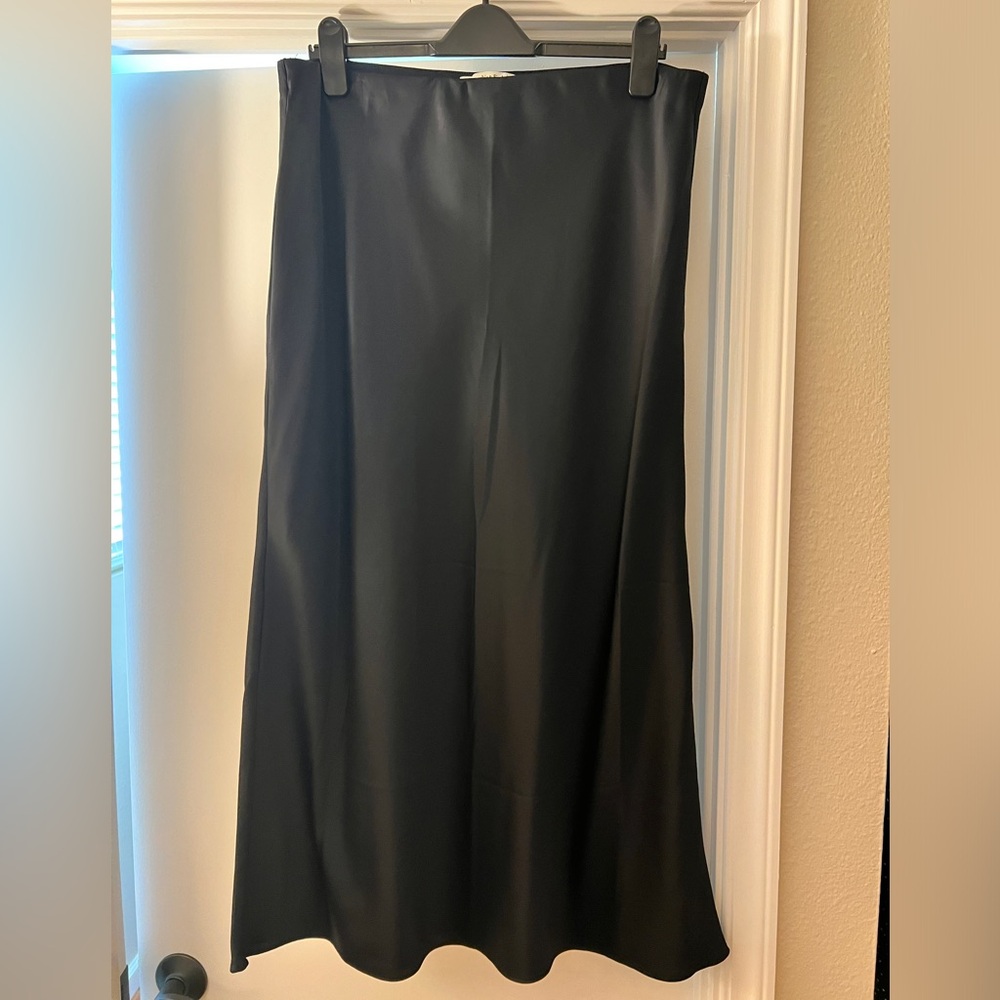 Abercrombie & Fitch satin black maxi skirt in large.